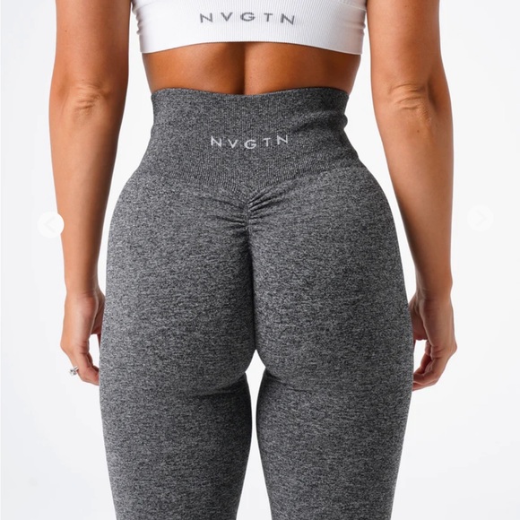 *SOLD* NVGTN Black speckled Scrunch Seamless Leggings Size Small - Picture 1 of 4